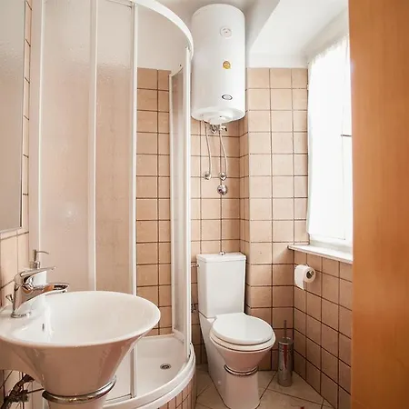 Apartment Apartment & Room Ursa