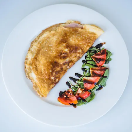 & Ursa Трогир