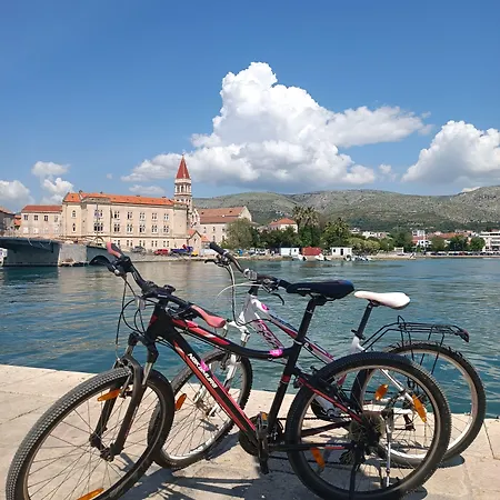 Appartement & Ursa Trogir