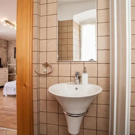 Apartment & Room Ursa * Trogir